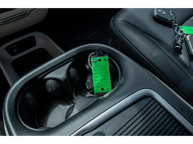 SEMINUEVOS CHRYSLER Pacifica Hybrid a Estados en autogozo