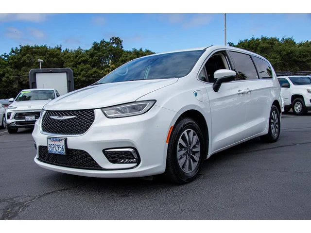 SEMINUEVOS CHRYSLER Pacifica Hybrid a Estados en autogozo