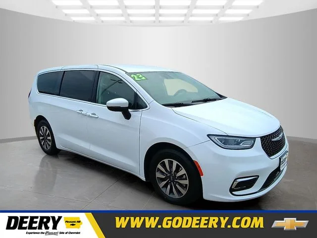 SEMINUEVOS CHRYSLER Pacifica Hybrid a Estados en autogozo