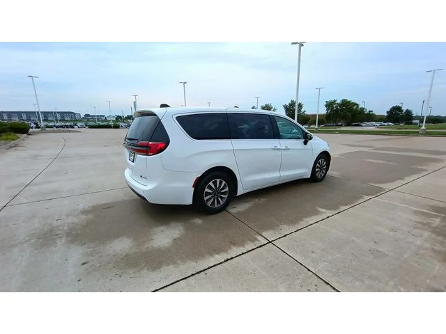 SEMINUEVOS CHRYSLER Pacifica Hybrid a Estados en autogozo