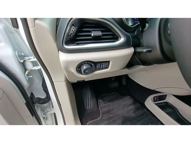 SEMINUEVOS CHRYSLER Pacifica Hybrid a Estados en autogozo