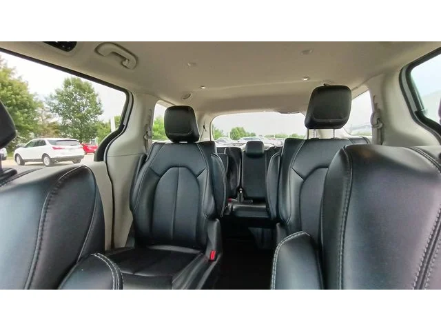 SEMINUEVOS CHRYSLER Pacifica Hybrid a Estados en autogozo