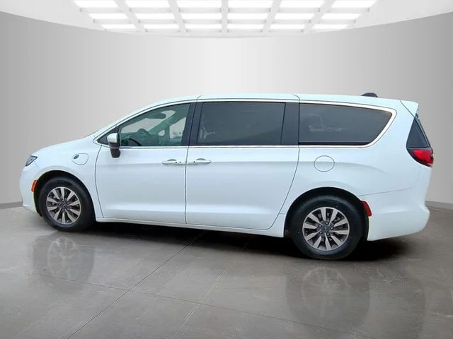 SEMINUEVOS CHRYSLER Pacifica Hybrid a Estados en autogozo
