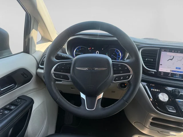 SEMINUEVOS CHRYSLER Pacifica Hybrid a Estados en autogozo