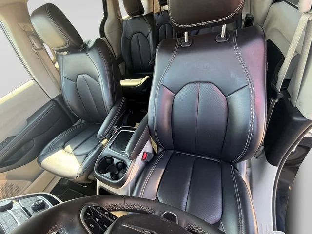 SEMINUEVOS CHRYSLER Pacifica Hybrid a Estados en autogozo