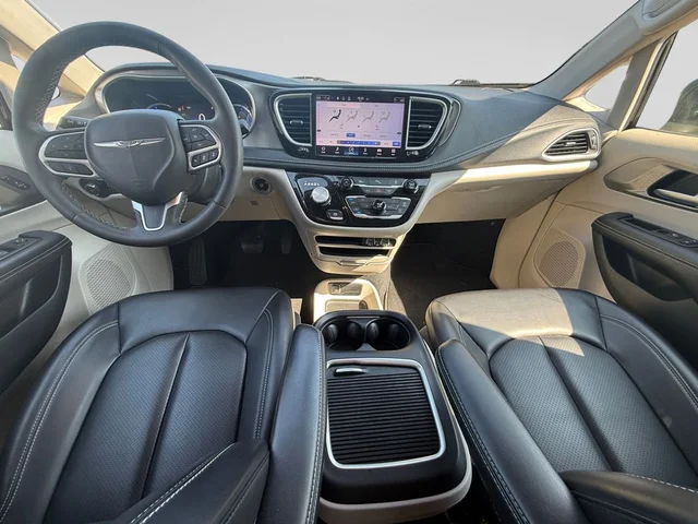 SEMINUEVOS CHRYSLER Pacifica Hybrid a Estados en autogozo