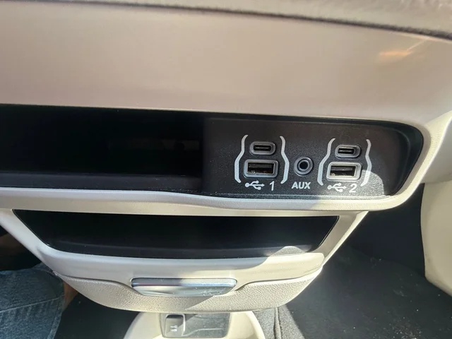 SEMINUEVOS CHRYSLER Pacifica Hybrid a Estados en autogozo