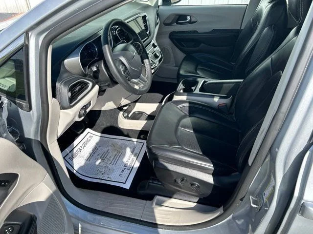 SEMINUEVOS CHRYSLER Pacifica Hybrid a Estados en autogozo