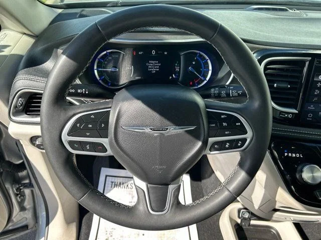 SEMINUEVOS CHRYSLER Pacifica Hybrid a Estados en autogozo