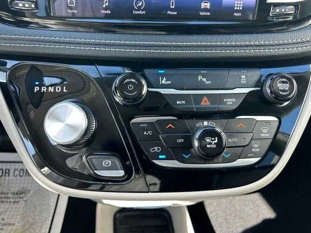 SEMINUEVOS CHRYSLER Pacifica Hybrid a Estados en autogozo