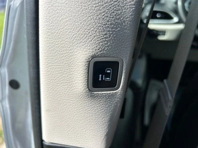 SEMINUEVOS CHRYSLER Pacifica Hybrid a Estados en autogozo