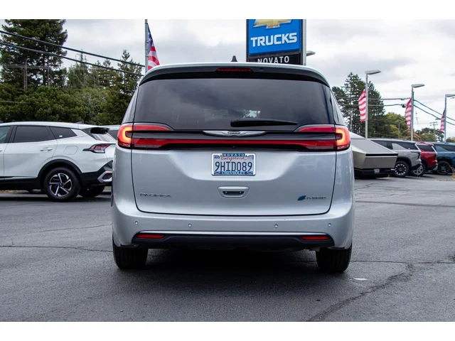 SEMINUEVOS CHRYSLER Pacifica Hybrid a Estados en autogozo