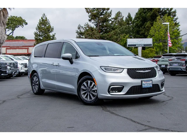 SEMINUEVOS CHRYSLER Pacifica Hybrid a Estados en autogozo
