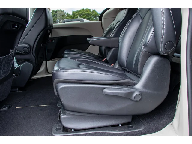 SEMINUEVOS CHRYSLER Pacifica Hybrid a Estados en autogozo