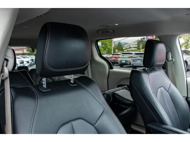 SEMINUEVOS CHRYSLER Pacifica Hybrid a Estados en autogozo