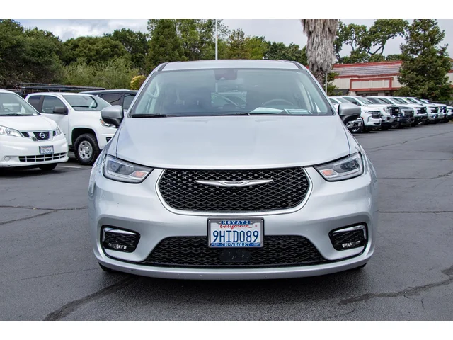 SEMINUEVOS CHRYSLER Pacifica Hybrid a Estados en autogozo