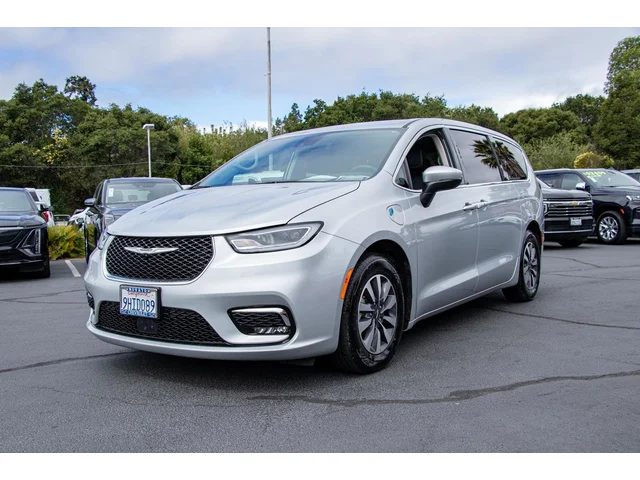 SEMINUEVOS CHRYSLER Pacifica Hybrid a Estados en autogozo