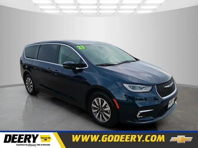 SEMINUEVOS CHRYSLER Pacifica Hybrid a Estados en autogozo