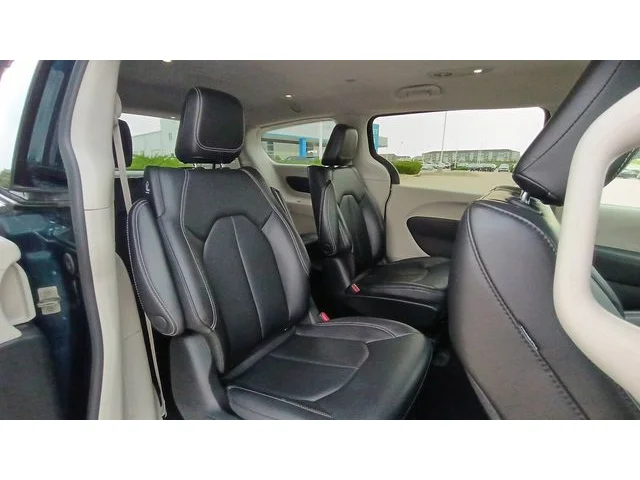 SEMINUEVOS CHRYSLER Pacifica Hybrid a Estados en autogozo