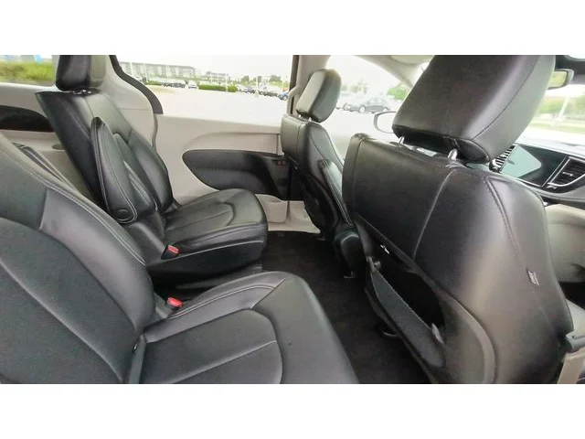 SEMINUEVOS CHRYSLER Pacifica Hybrid a Estados en autogozo