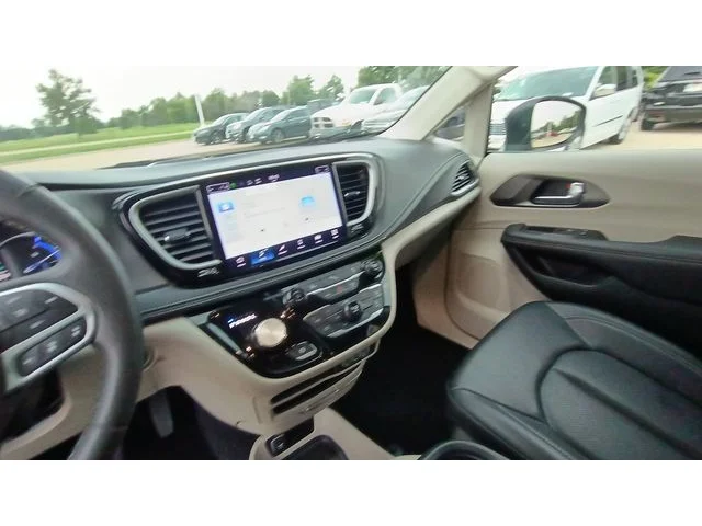 SEMINUEVOS CHRYSLER Pacifica Hybrid a Estados en autogozo