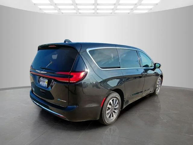 SEMINUEVOS CHRYSLER Pacifica Hybrid a Estados en autogozo