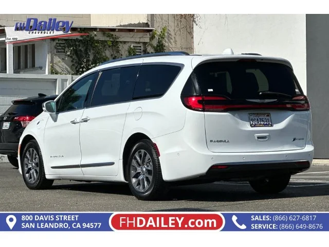 SEMINUEVOS CHRYSLER Pacifica Hybrid a Estados en autogozo
