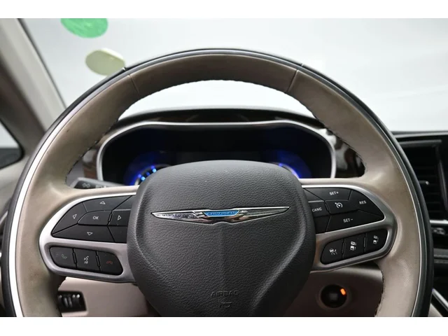 SEMINUEVOS CHRYSLER Pacifica Hybrid a Estados en autogozo