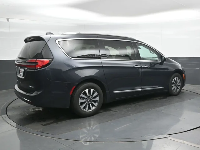 SEMINUEVOS CHRYSLER Pacifica Hybrid a Estados en autogozo