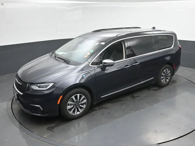 SEMINUEVOS CHRYSLER Pacifica Hybrid a Estados en autogozo