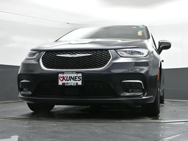 SEMINUEVOS CHRYSLER Pacifica Hybrid a Estados en autogozo