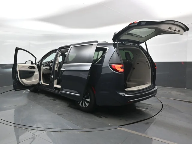SEMINUEVOS CHRYSLER Pacifica Hybrid a Estados en autogozo