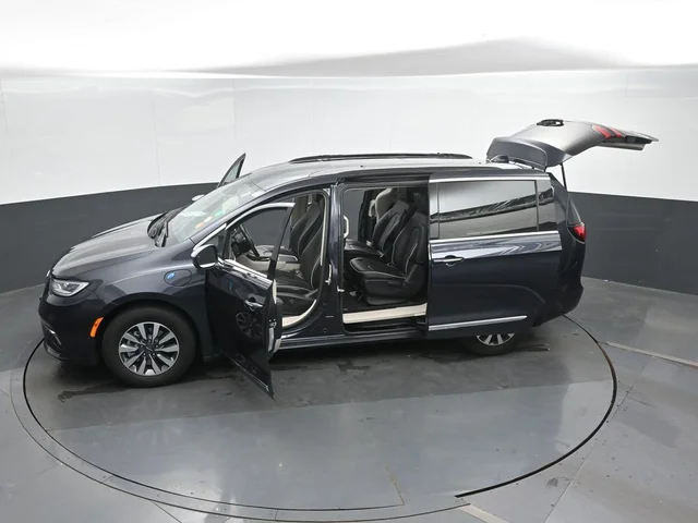 SEMINUEVOS CHRYSLER Pacifica Hybrid a Estados en autogozo