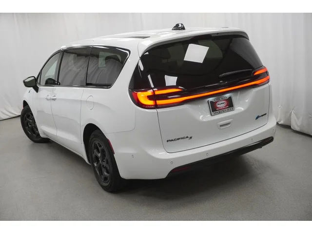 SEMINUEVOS CHRYSLER Pacifica Hybrid a Estados en autogozo