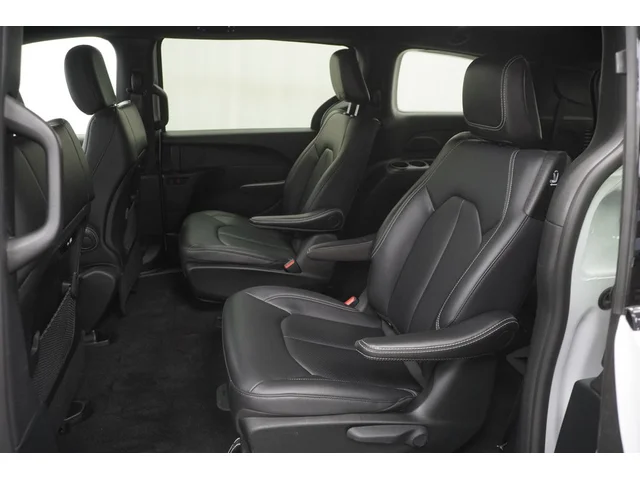 SEMINUEVOS CHRYSLER Pacifica Hybrid a Estados en autogozo