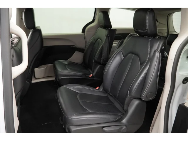 SEMINUEVOS CHRYSLER Pacifica Hybrid a Estados en autogozo