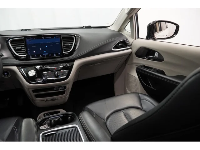 SEMINUEVOS CHRYSLER Pacifica Hybrid a Estados en autogozo