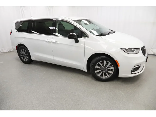 SEMINUEVOS CHRYSLER Pacifica Hybrid a Estados en autogozo