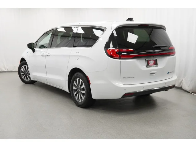 SEMINUEVOS CHRYSLER Pacifica Hybrid a Estados en autogozo