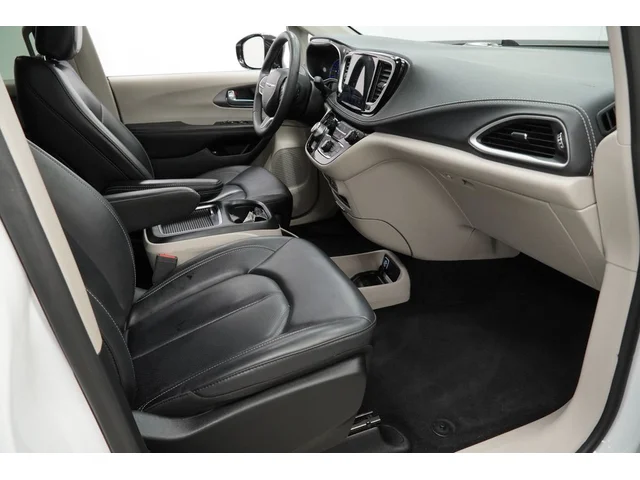SEMINUEVOS CHRYSLER Pacifica Hybrid a Estados en autogozo