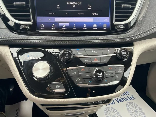 SEMINUEVOS CHRYSLER Pacifica Hybrid a Estados en autogozo