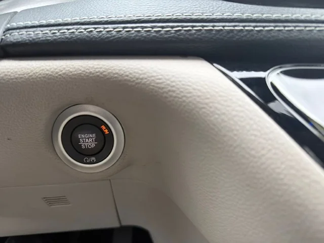 SEMINUEVOS CHRYSLER Pacifica Hybrid a Estados en autogozo
