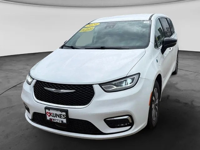 SEMINUEVOS CHRYSLER Pacifica Hybrid a Estados en autogozo