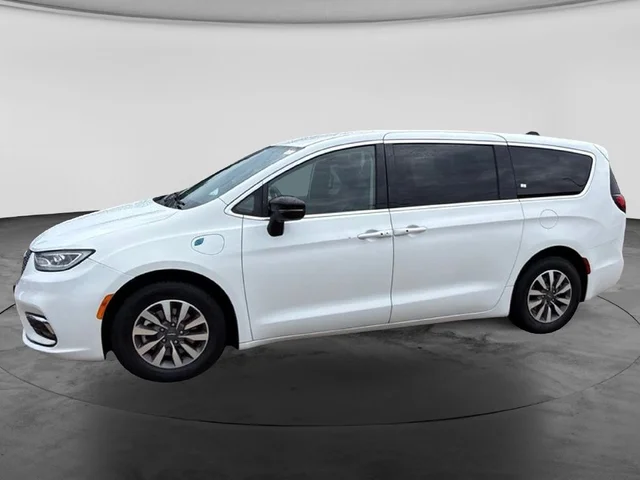 SEMINUEVOS CHRYSLER Pacifica Hybrid a Estados en autogozo