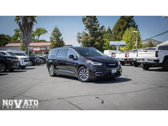 SEMINUEVOS CHRYSLER Pacifica Hybrid a Estados en autogozo