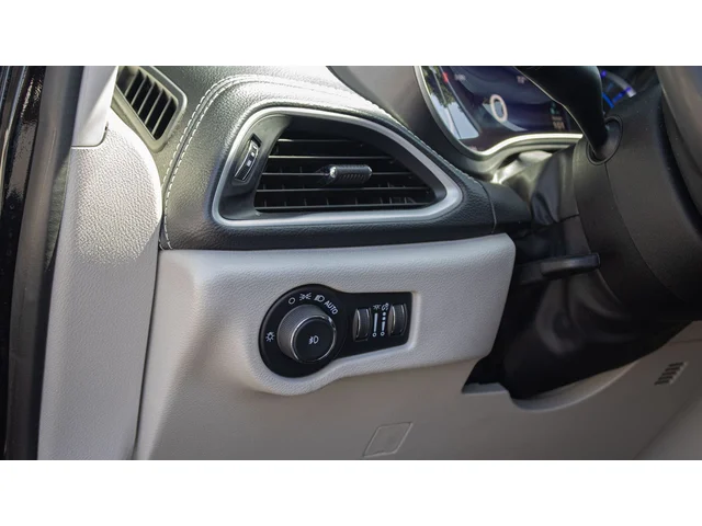 SEMINUEVOS CHRYSLER Pacifica Hybrid a Estados en autogozo