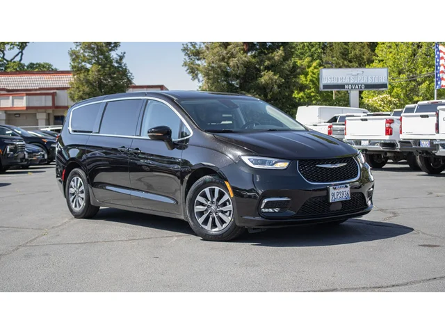 SEMINUEVOS CHRYSLER Pacifica Hybrid a Estados en autogozo