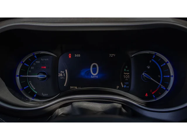 SEMINUEVOS CHRYSLER Pacifica Hybrid a Estados en autogozo