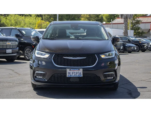 SEMINUEVOS CHRYSLER Pacifica Hybrid a Estados en autogozo