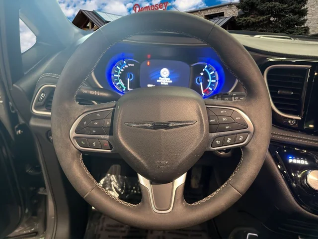 SEMINUEVOS CHRYSLER Pacifica Hybrid a Estados en autogozo